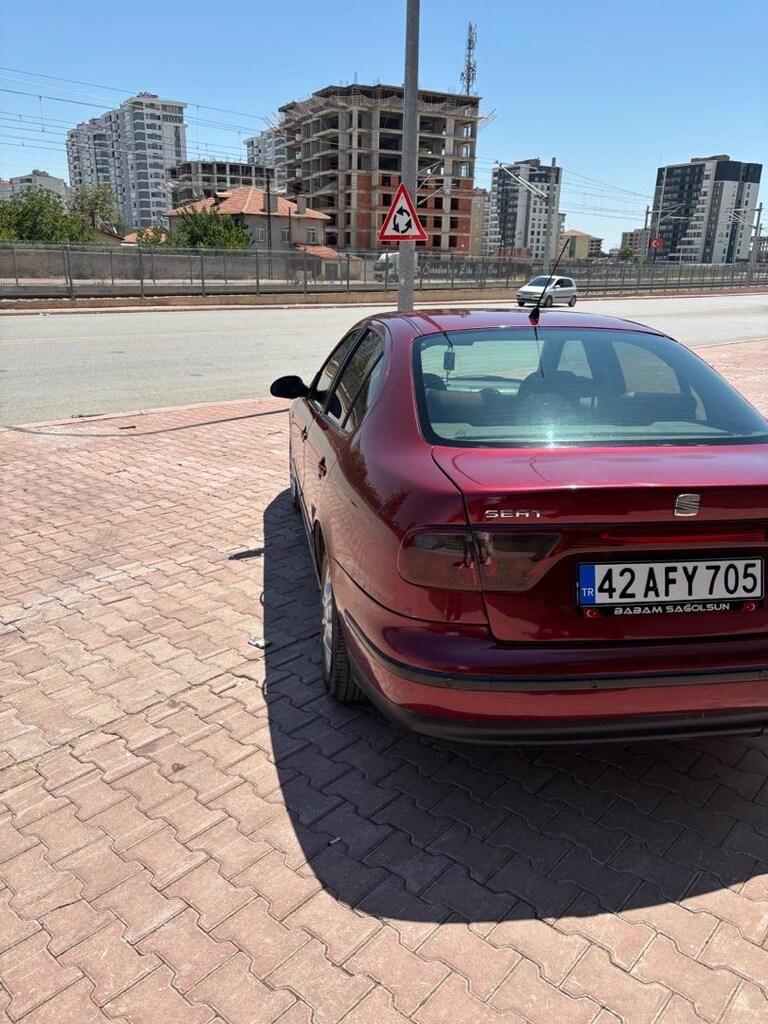SEAT TOLEDO - 5