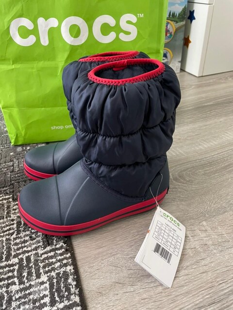 Crocs bot