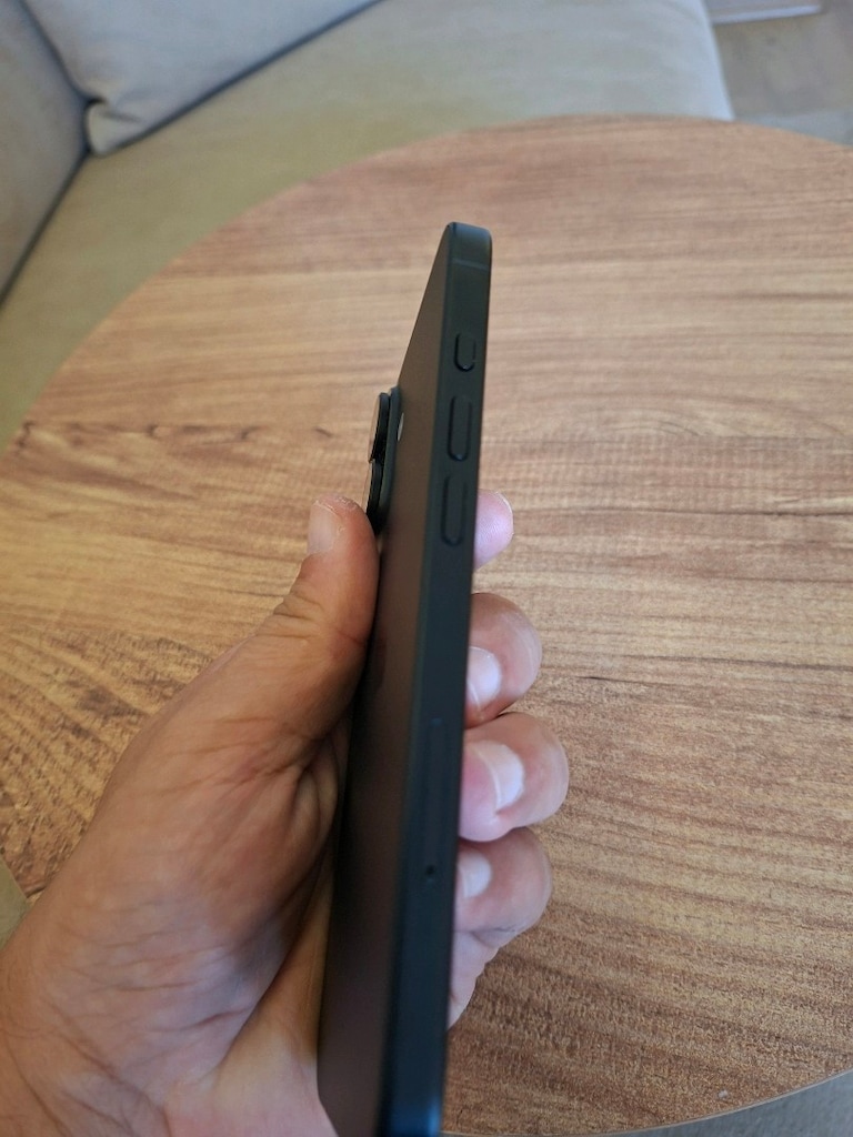 IPHONE 16 128GB SIYAH TERTEMIZ KILIFLARI ILE - 2