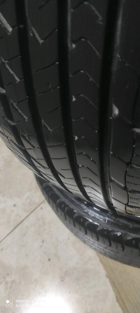 215/55/17 YENİ AYARINDA DİŞ DERİNLİĞİ MÜKEMMEL 2 ADET TOPLAM 4150 tl - 3
