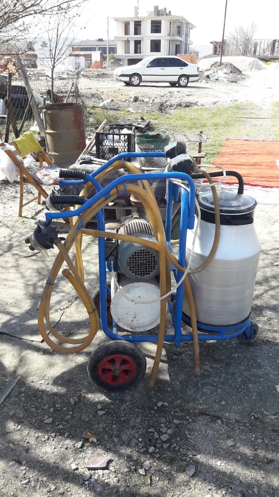Süt Sağım Makinesi Sezer Marka - 2