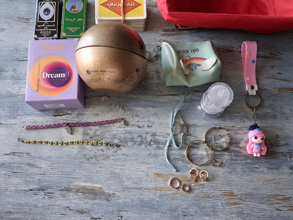 TAKILAR, ANAHTARLIK, KUTULAR, CÜZDAN, IŞIK, KOKULAR, UNO - 2