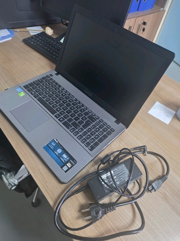 asus bilgisayar - 2