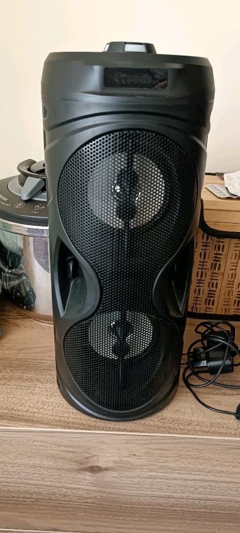 Bood pro Bluetooth ışıklı ses bombası.Sarjlı. - 5