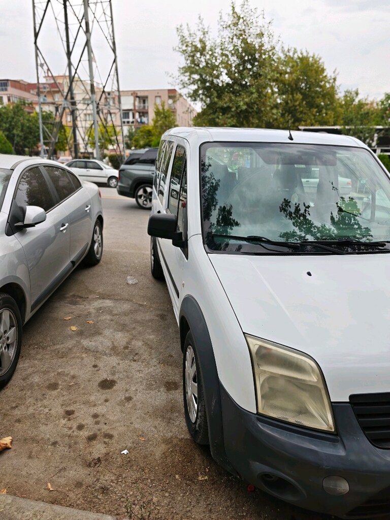 174000 km tourneo connect - 4