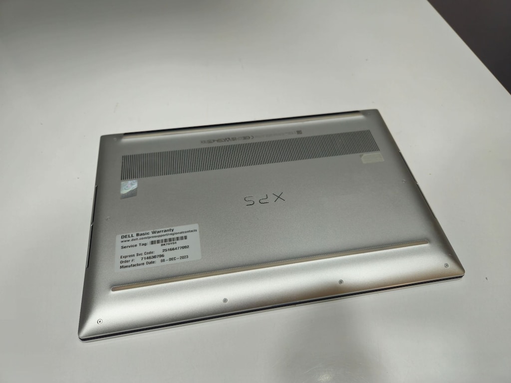 DELL XPS 15 9530+ İ7 13.NESİL + RTX 4050 EKRAN KARTLI - 7