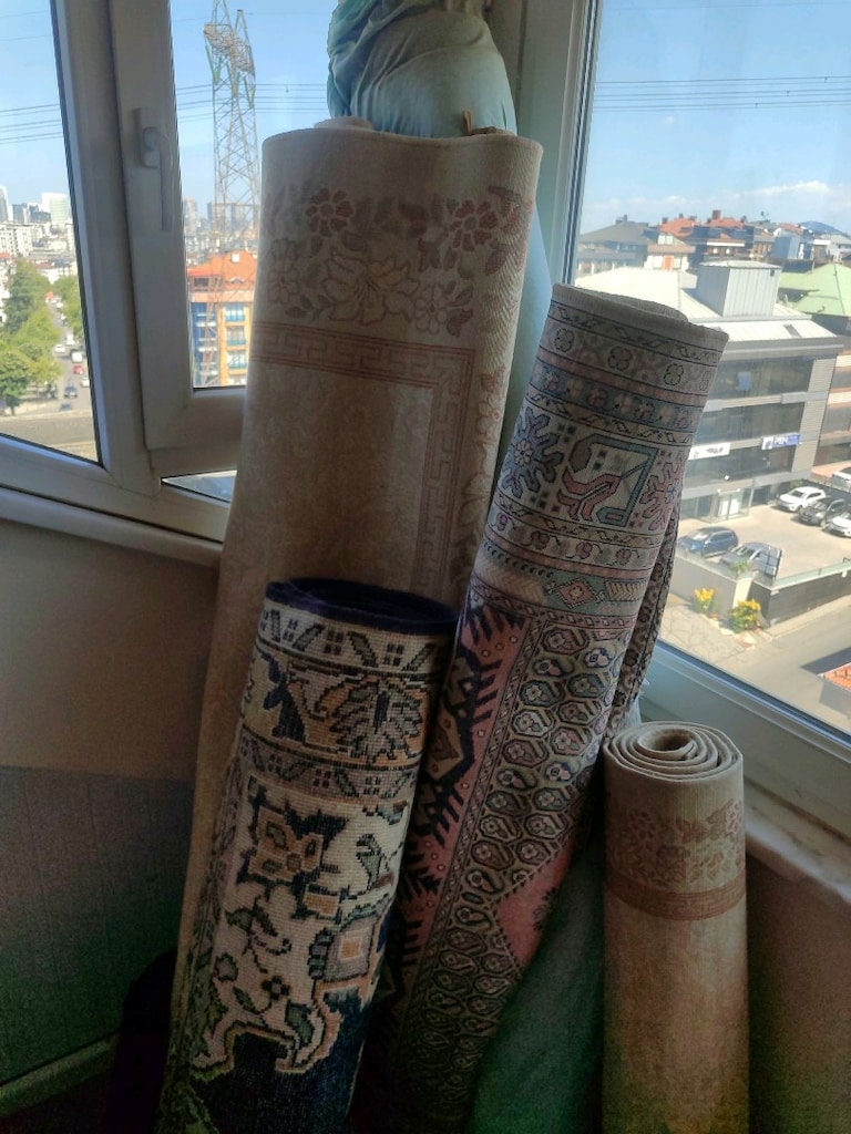 el yapımı ve birtanesi makine halısı ile 5 halı - 3