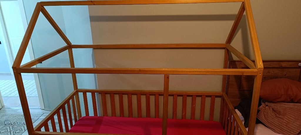 Montessori Yatak Ahşap Çatılı Altı Geniş Çekmeceli - 11