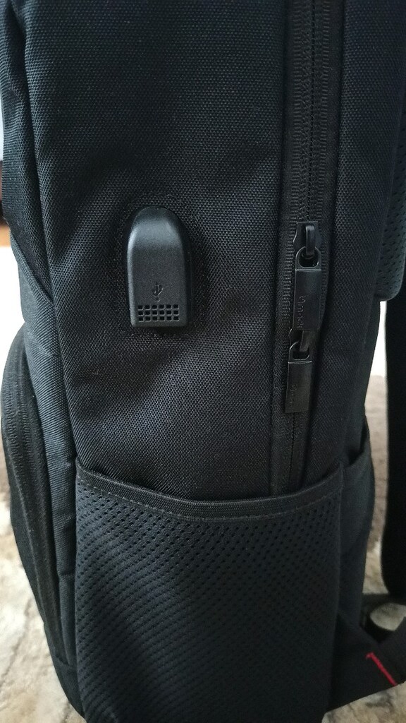 bilgisayar notebook sırt çantası. sıfır - 10