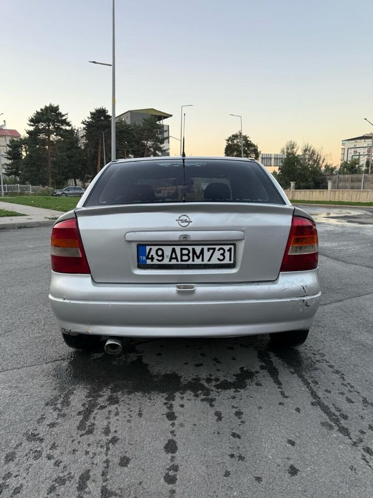 2000 model Opel Astra g kasa 1.6 motor - 9