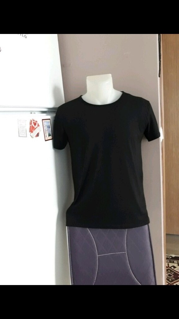 T- shirt