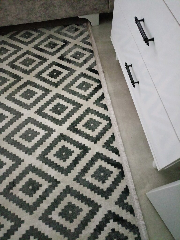 Halı. (4 metrekare, 2 tane aynısı) - 2
