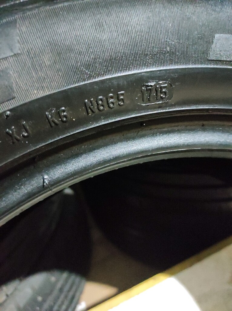 195-60-16 c Pirelli 1 adet yazlık lastik (tarih:2015) - 5