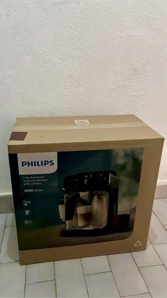 Philips 5500 LatteGo Kahve Makinası (açıklama oku)