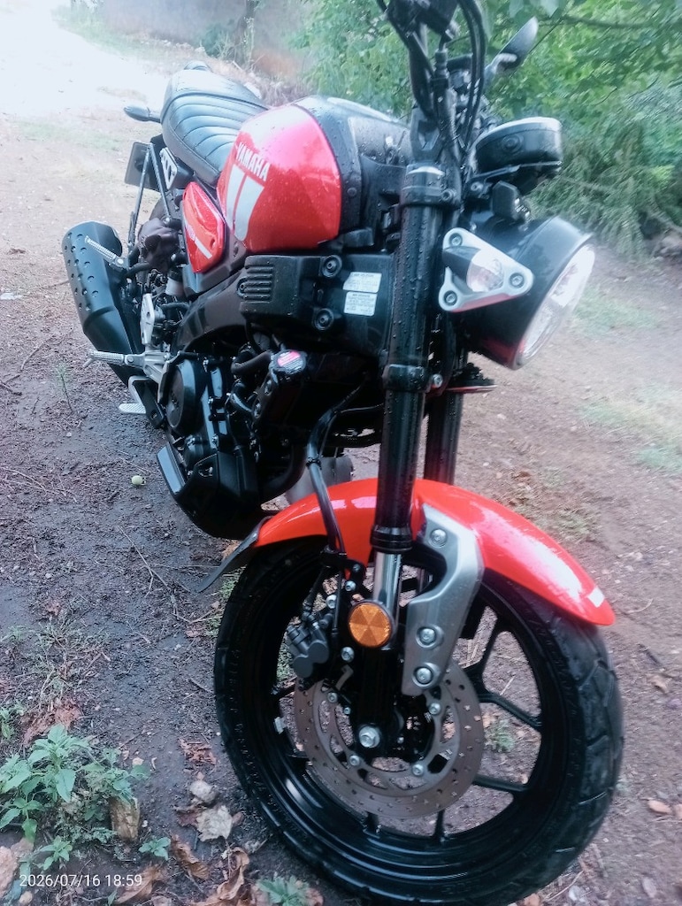 Yamaha xsr 125 - 4