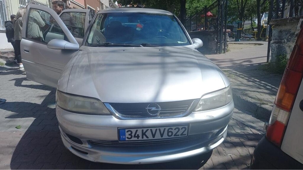 SORUNSUZ OPEL VECTRA - 4