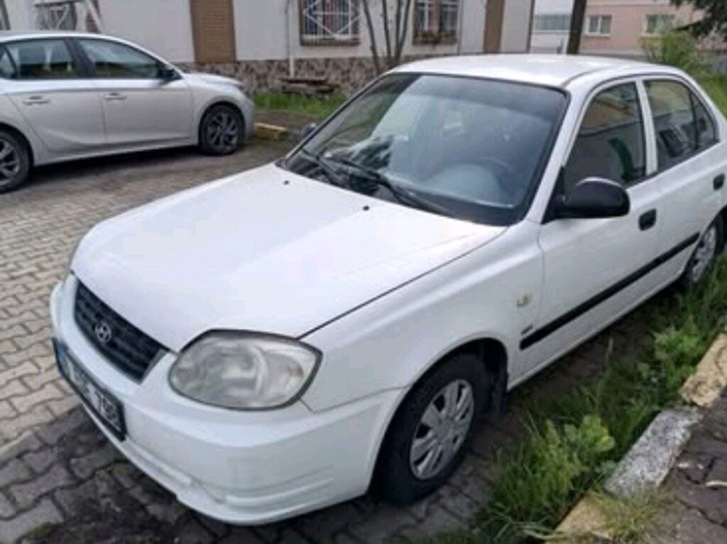 2004 model Hyundai Otomatik - 4