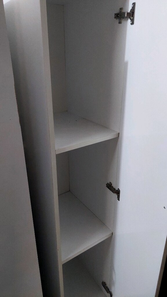üç kapılı beyaz elbise dolabı - 5