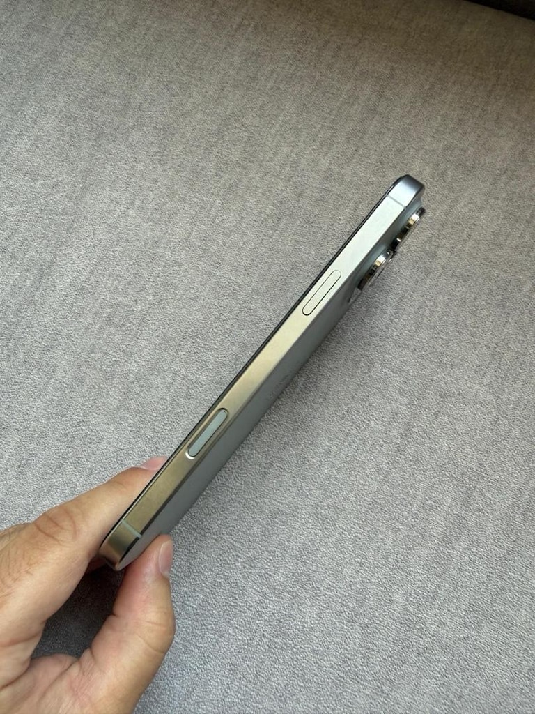 iphone 16 pro max - 3