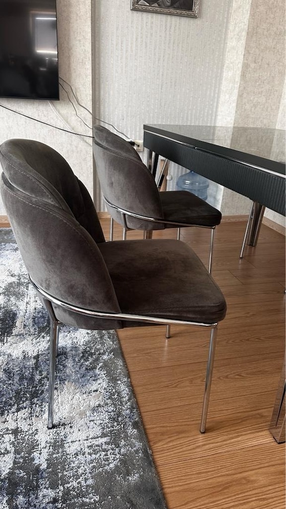 Salon Takımı Satılık – Koltuk, Berjer, Masa ve 4 Sandalye - 4