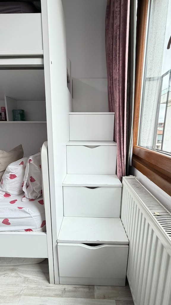 Satilik 2 kisilik MDF temiz ranza-merdivenli, çekmeceli - 4