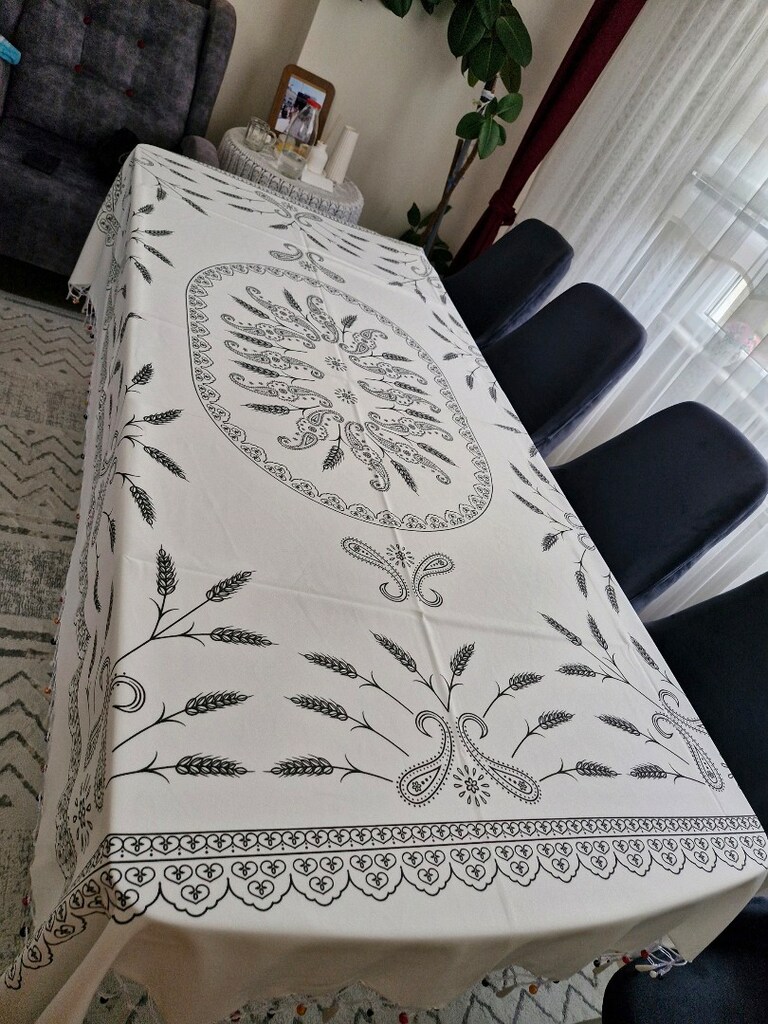 dertsiz 12 kişilik beyaz desenli masa örtüsü - 2