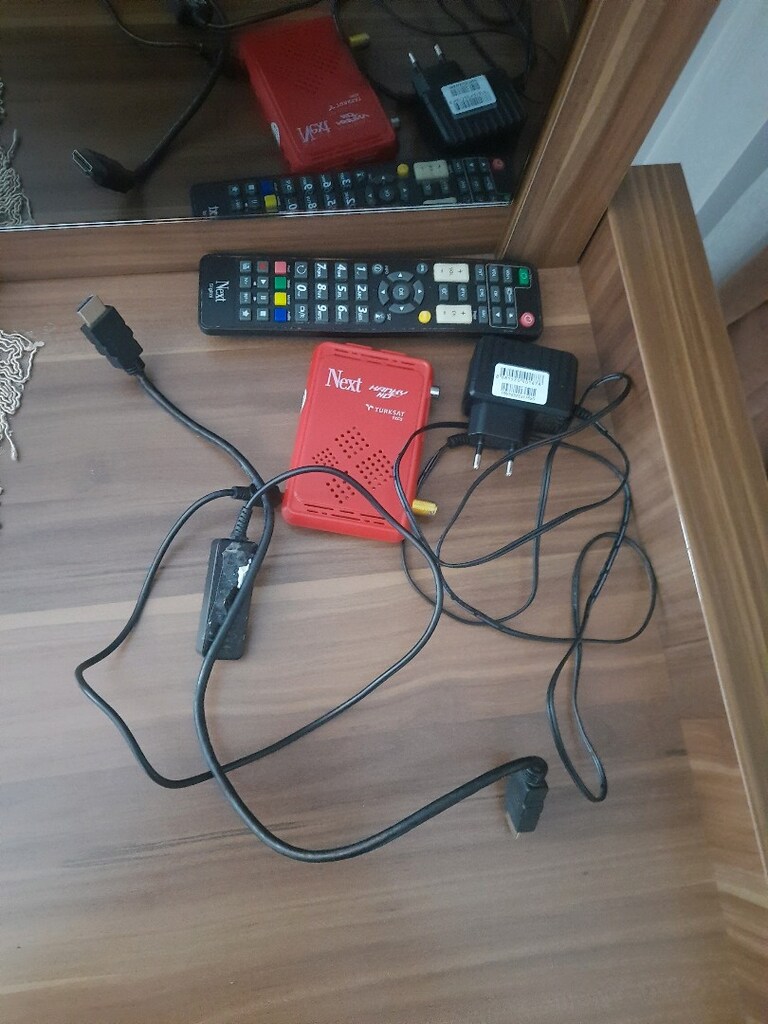 next uydu alıcısı bütün malzemeleri var. - 2
