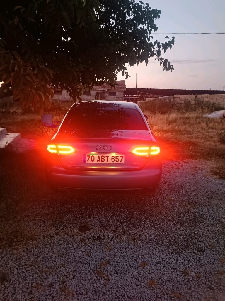 Otomatik Audi A4 1.8 fb8 - 8
