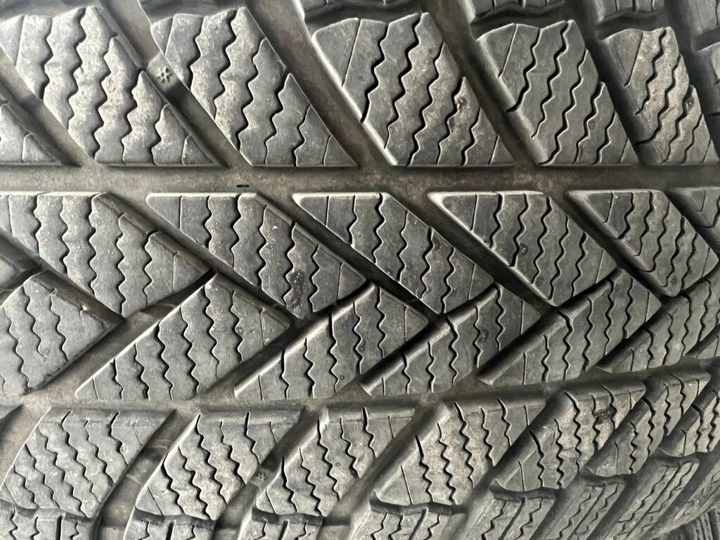 sıfır ayarında Bridgestone Blizzak kış kastiği - 4