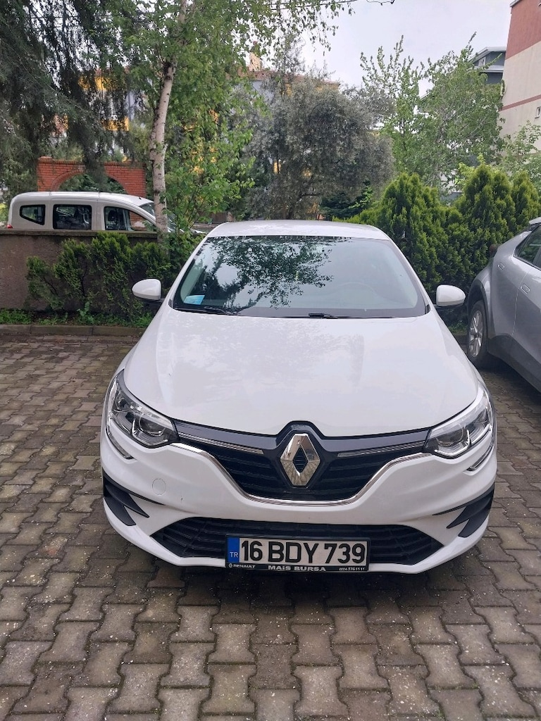 Renault Megan 4 1.3 tce otomatik benzinli - 17