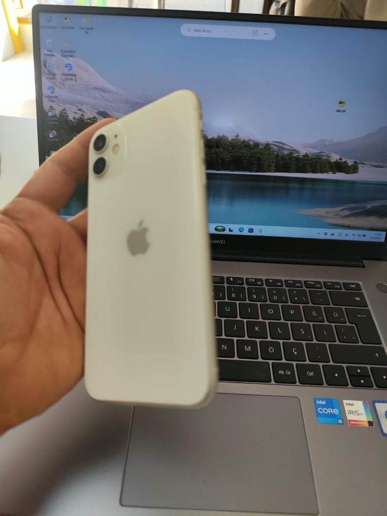 Apple 11 - 4