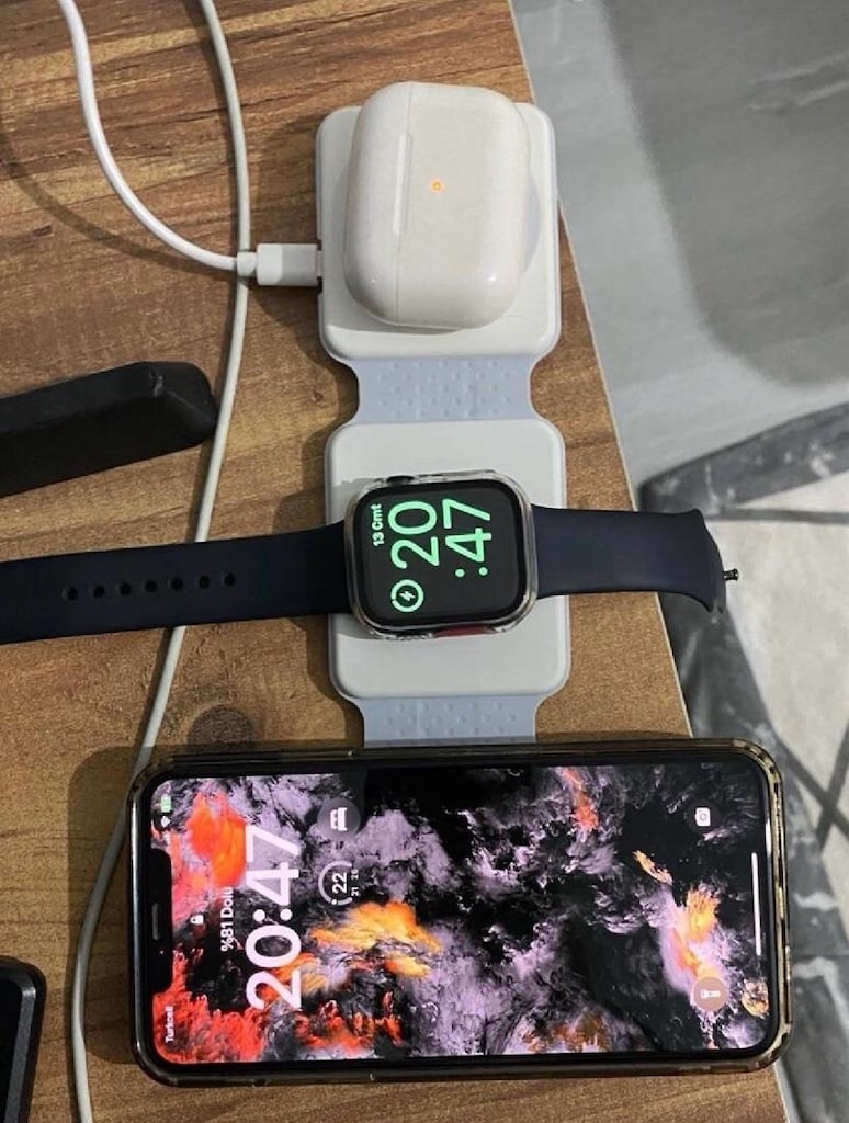 Apple Watch Series 7 45 mm GPS | Kutu + Metal Kordon + 3’ü 1 Arada Kab