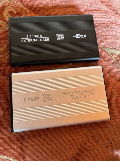 Usb 3.0 Sata Harici Harddisk Kutusu 2 tane var