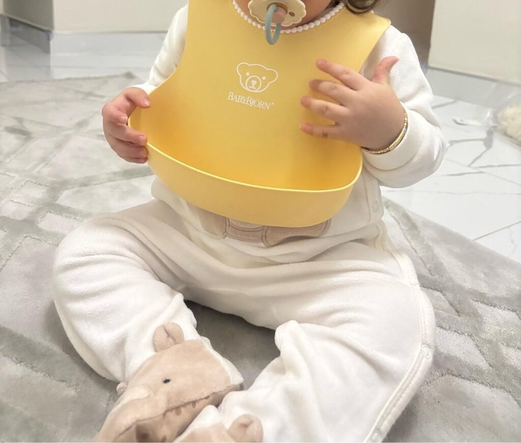 Babybjörn Yumuşak Plastik Bebek Mama Önlüğü Sarı
