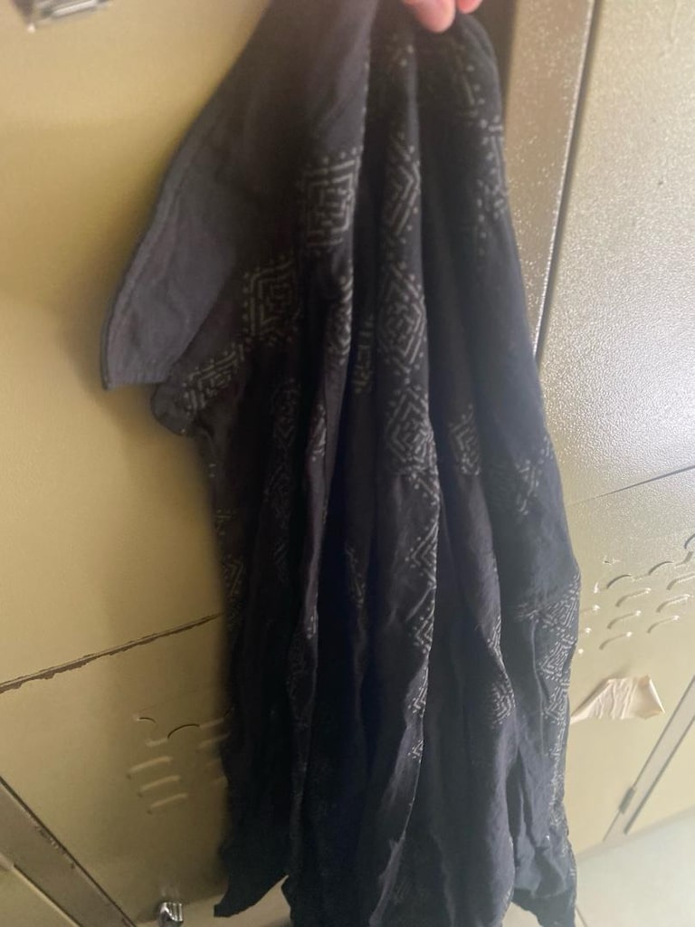siyah ince detaylı gömlek - 3