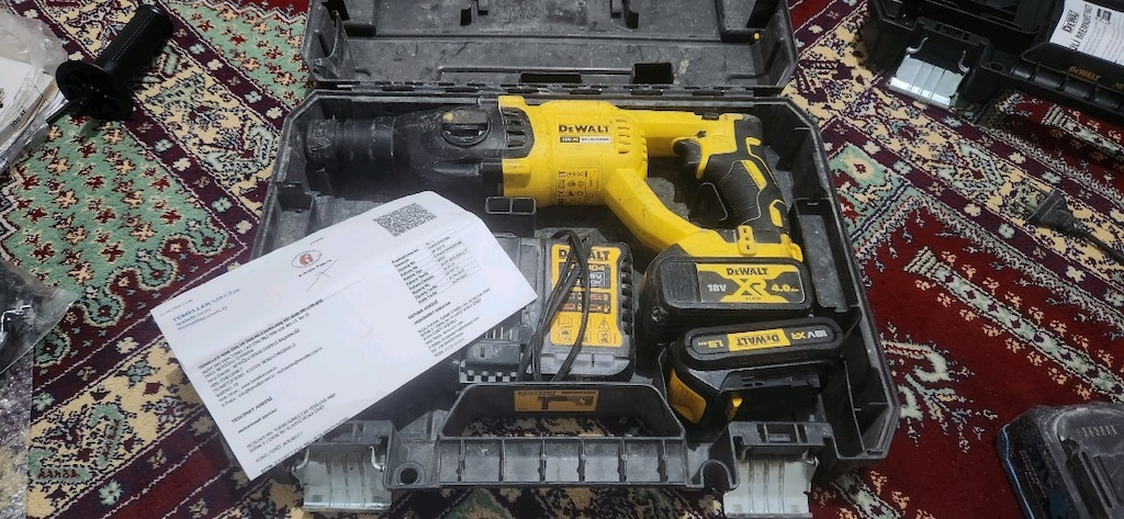 dewalt DCH133NT kırıcı şarjlı hilti - 5