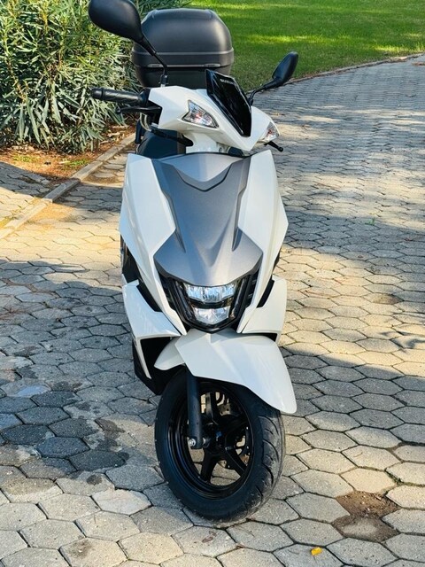 Suzuki avenis 125