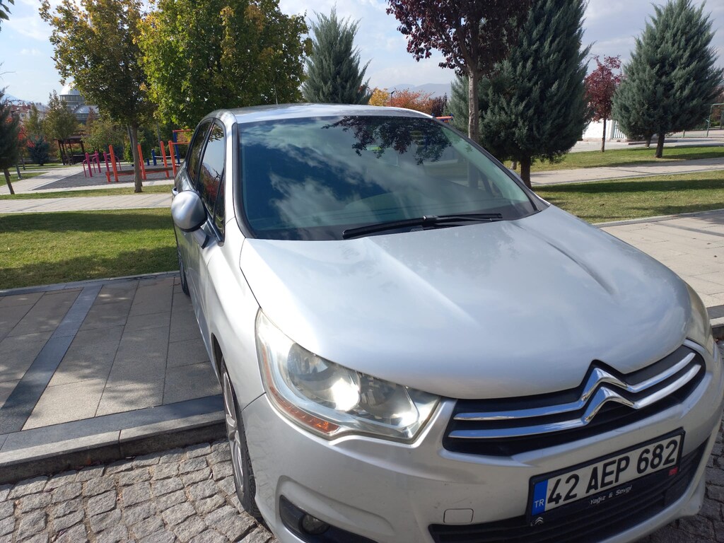 2011 citroen c4 1.6 vti - 11