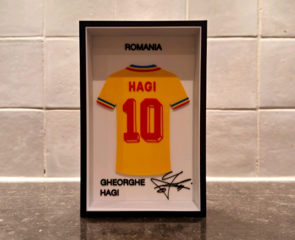 Sarı Kırmızı Efsane "10" Numara | 3D Koleksiyon Çerçeve – Hagi Temalı - 2