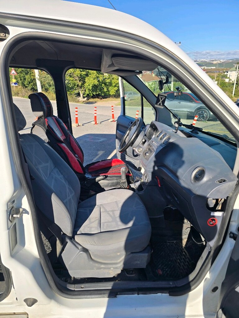 sahibinden 90'lık Connect, motor yürüyen sorunsuz, 190.000 km orijinal - 12