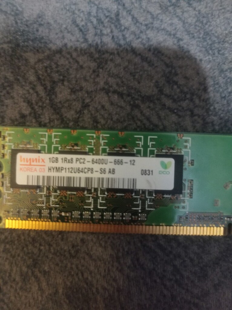 çalışır durumda CS 1.6 sı yüklü veriyorum game loop da yüklü ve opera - 3