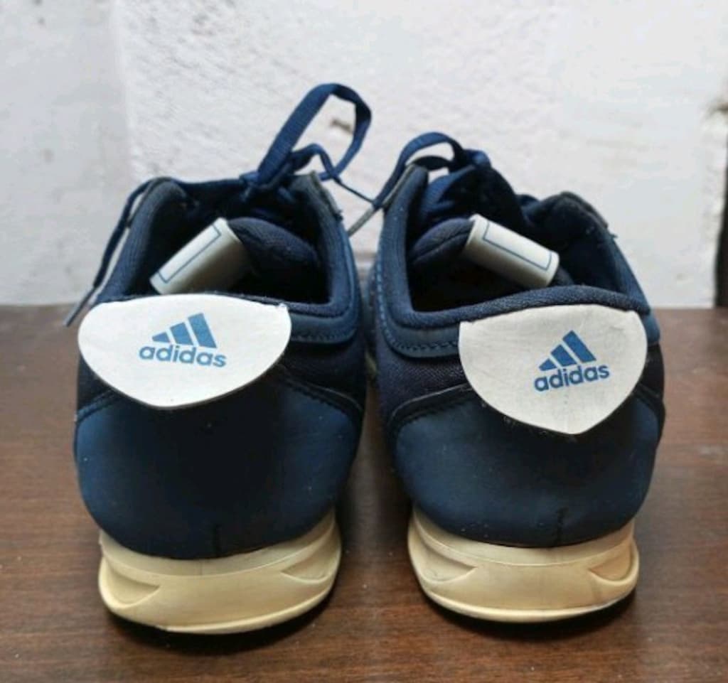 Adidas - 6