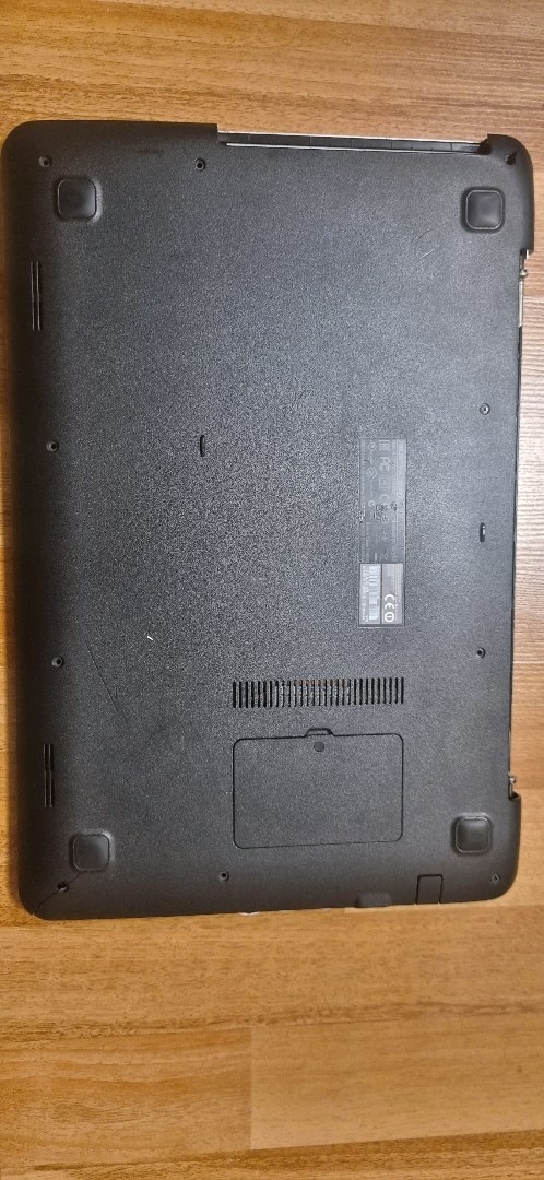 Asus K555LN - 3