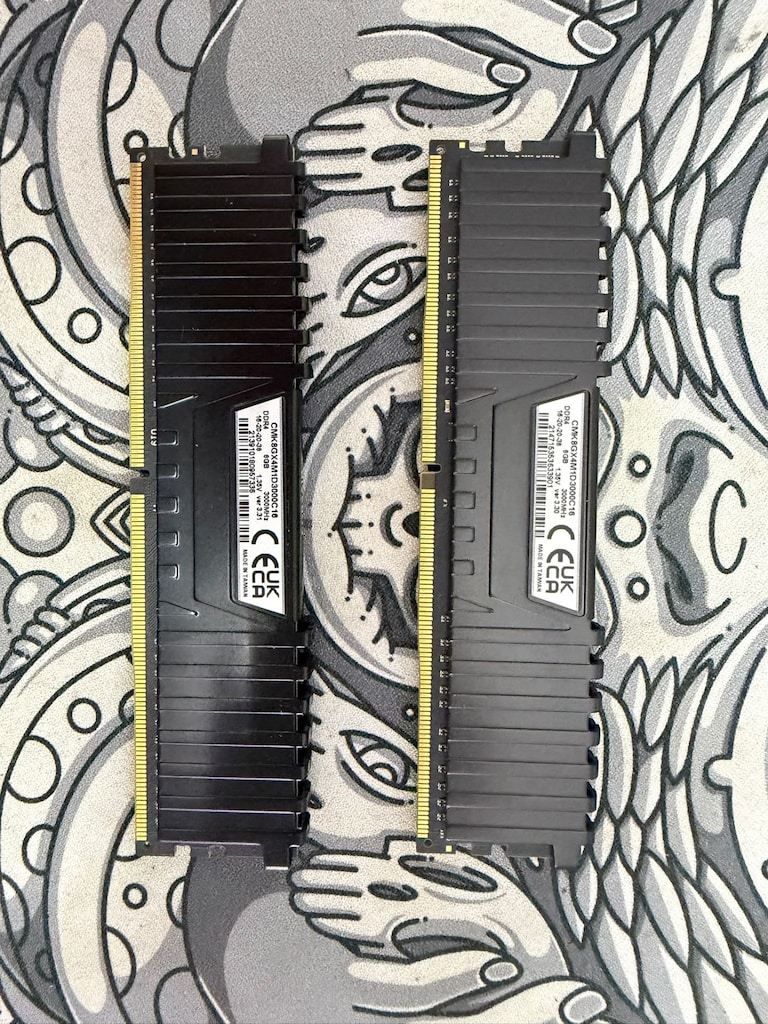 Corsair 8x2 16GB 3000MHz CL16 RAM - 2