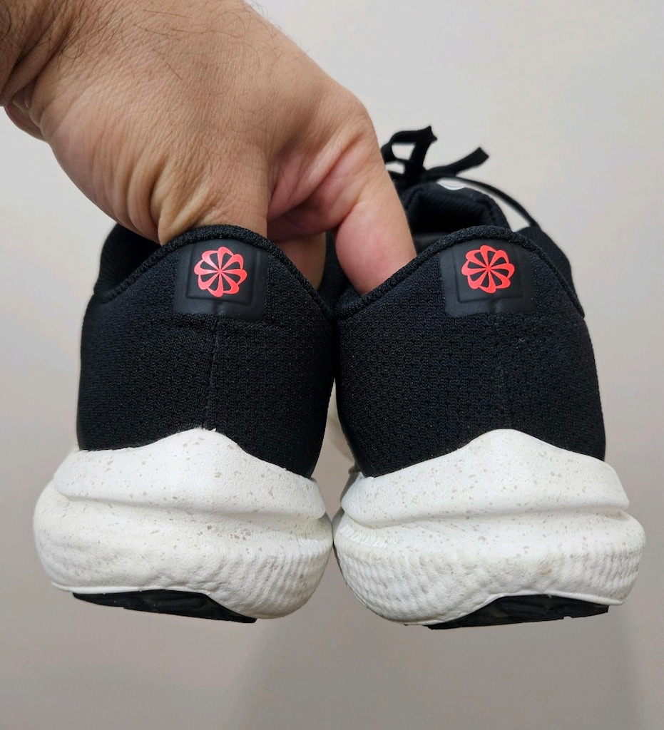 Nike Air Winflo 10 Erkek Koşu Ayakkabısı Siyah - 4