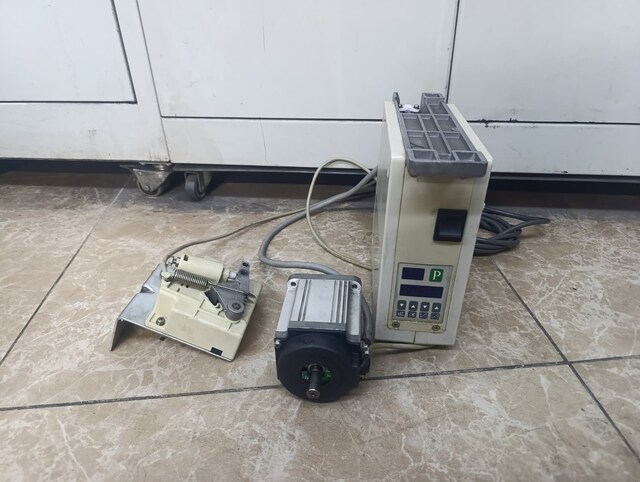Zoje Düz Dikiş Makine Orijinal 500W AC Servo Motor ve WR506 Kontrol