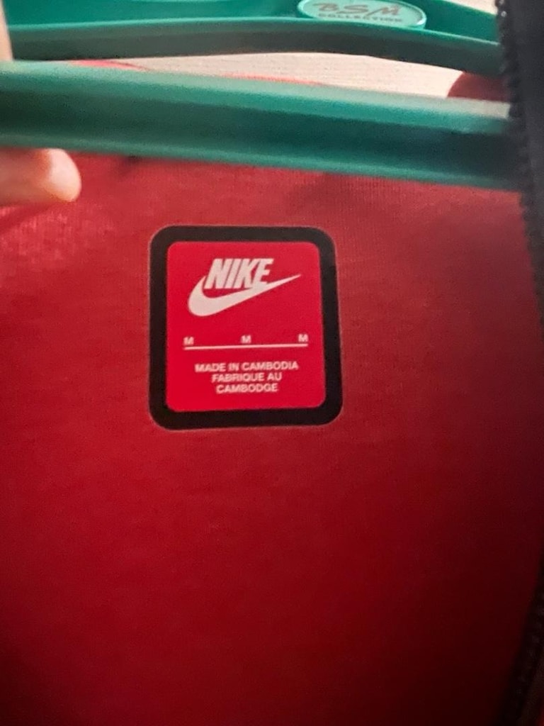 nike ceket — görsel 3/4