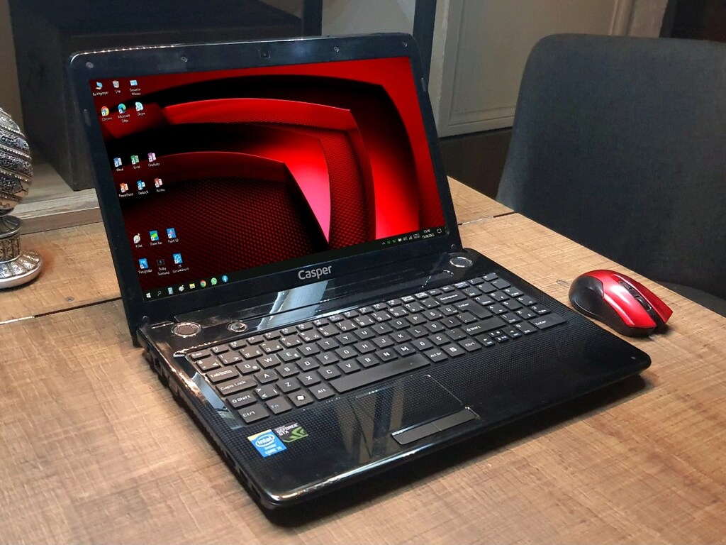 Işıl Işıl Hızlı Casper Nirvana i5 - 8gb RAM - SSD TurboDisk'li - 3