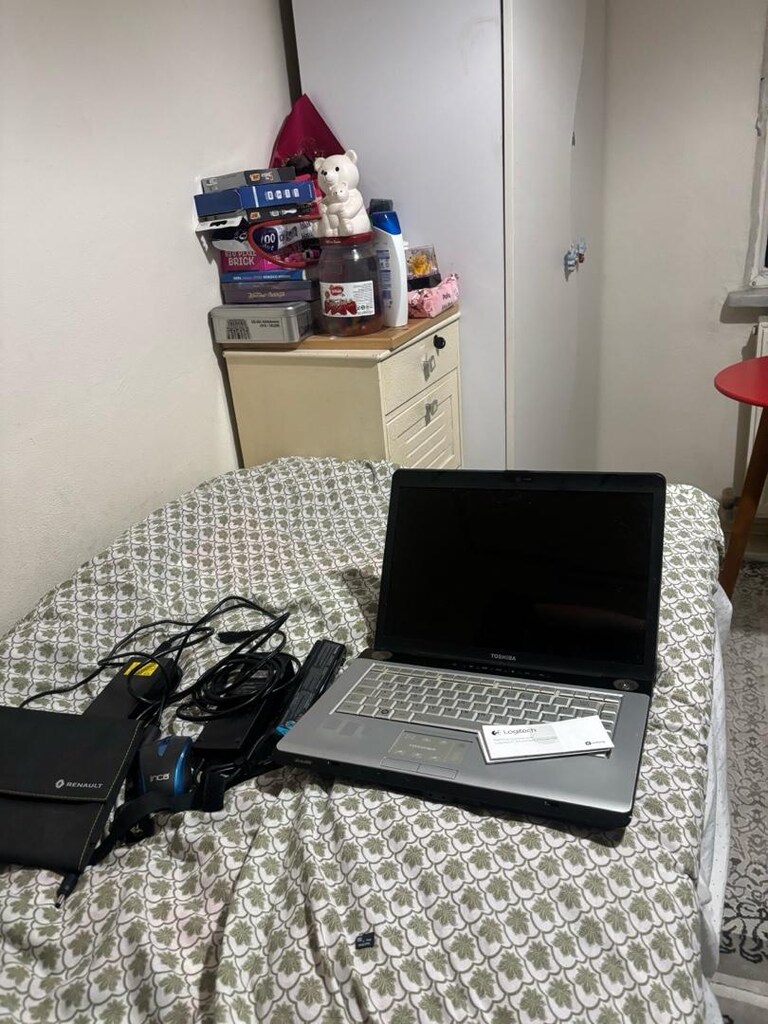 toshiba çalışmıyor ekran açılıyor ama sadece ekran gösteriyor - 3