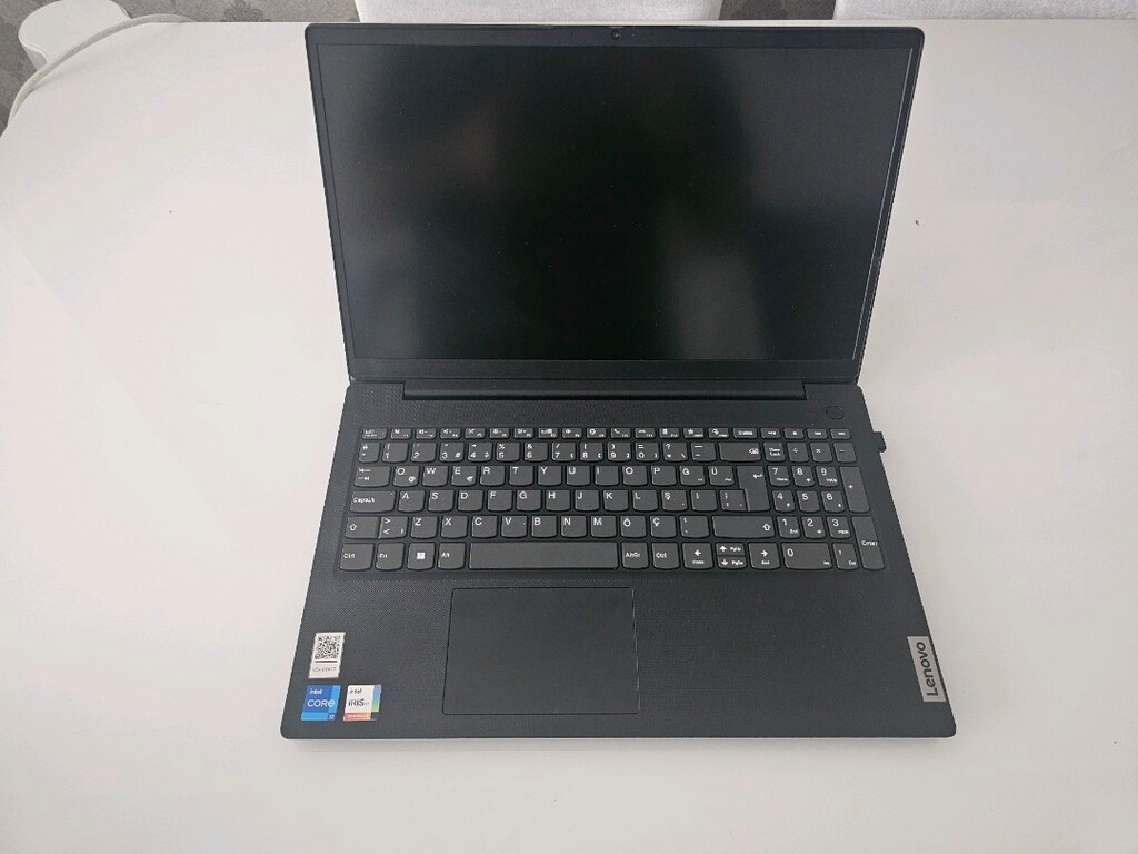 LENOVO V15 G3 i7-1255U - 6